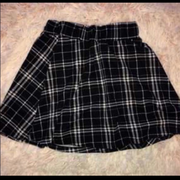 Skater skirt size small - Picture 1 of 1